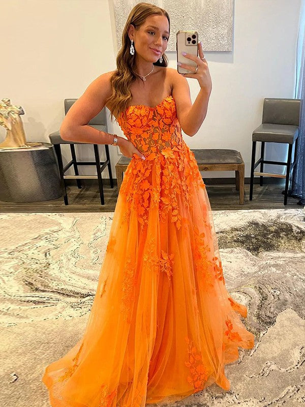 Wholesale A-Line/Princess Tulle Applique Sweetheart Sleeveless Sweep/Brush Train Dresses